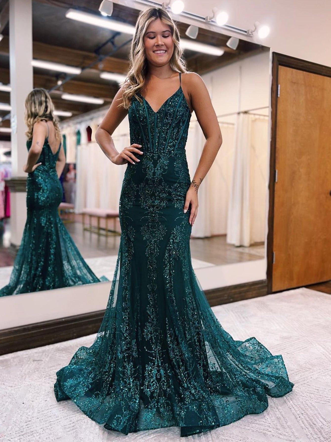 Glitter Mermaid Sleeveless Peacock Bodycon Long Prom Dress With Appliques