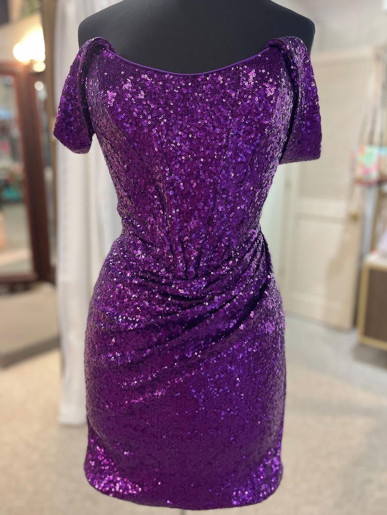 Purple Strapless Sequins Short Homecoming Dress