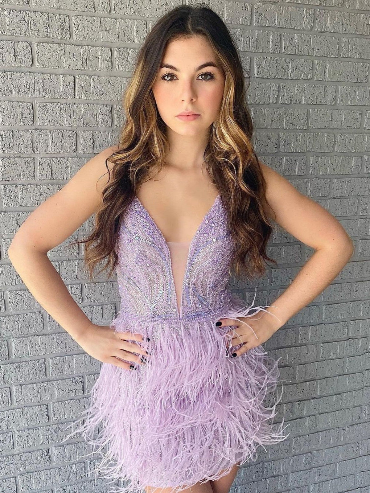 Sparkly V-neck Lilac Homecoming Short Dress with Feathers