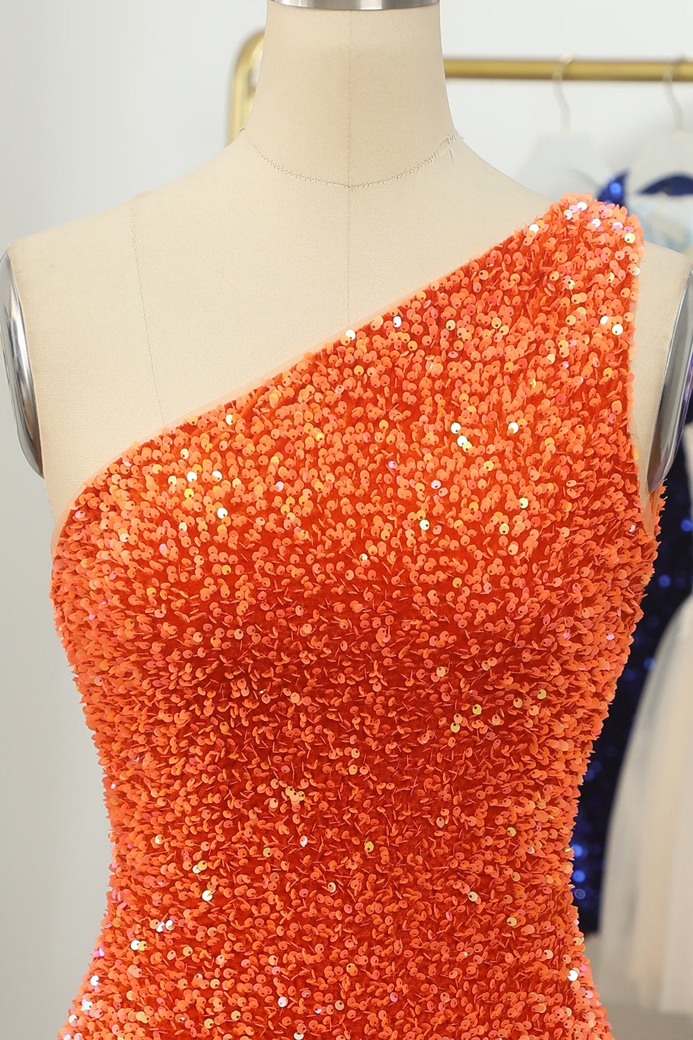Sheath One Shoulder Orange Sequins Short Homecoming Dress