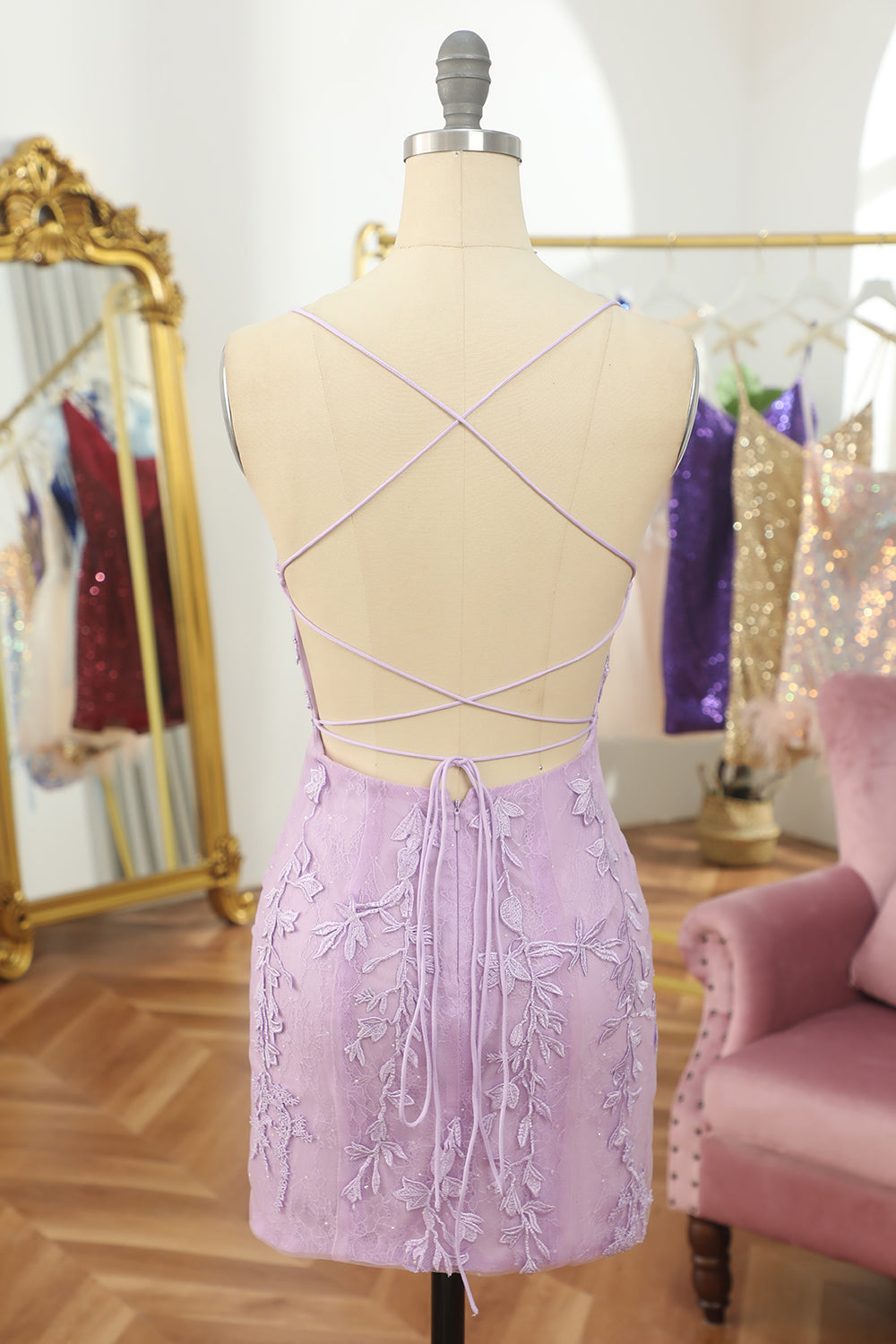 Sheath Spaghetti Straps Lilac Tight Short Prom Dress with Appliques